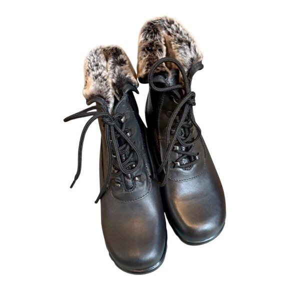 Winter faux fur The Toe Warmer Boots. Waterproof leather 5⭐️reviews size 7 W - Picture 3 of 7
